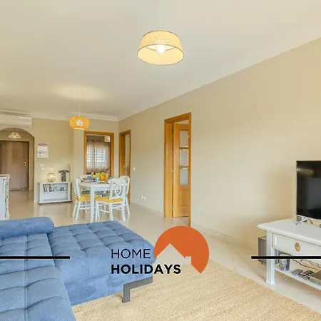 #130 Village By Holidays דירה